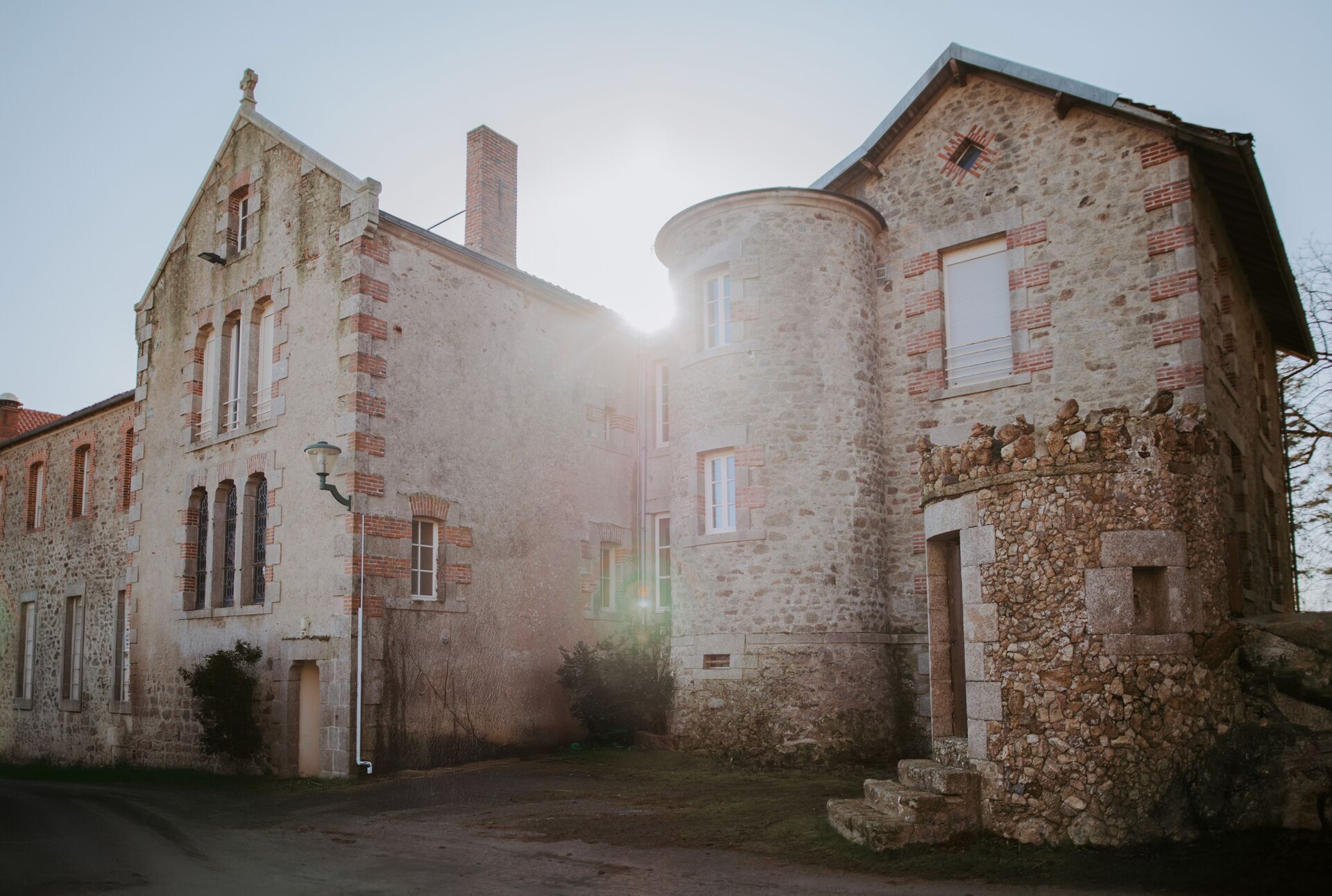 Shooting extérieur - janvier 2025 - façade dortoir - Domaine de Meslay