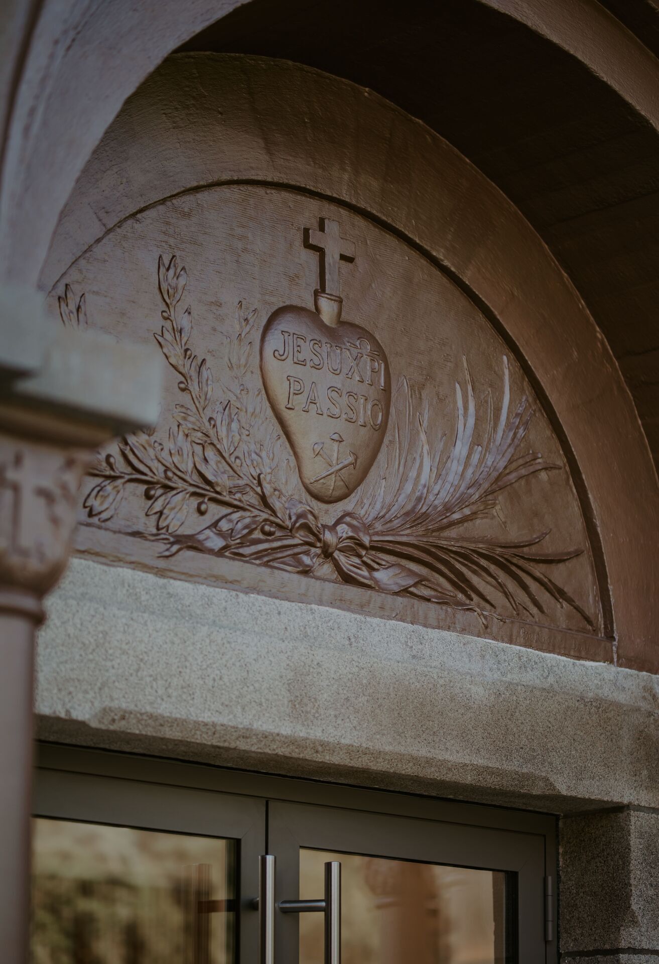 Salle de la Chapelle - coeur entrée - Domaine de Meslay