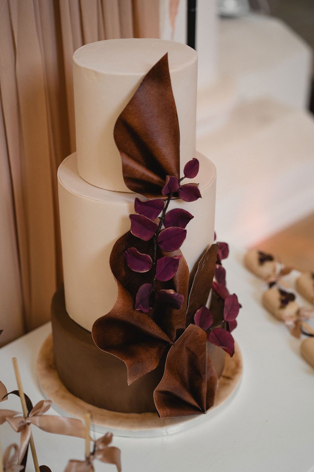 Shooting inspiration Mariage - avril 2025 - dessert de mariage cake - Domaine de Meslay