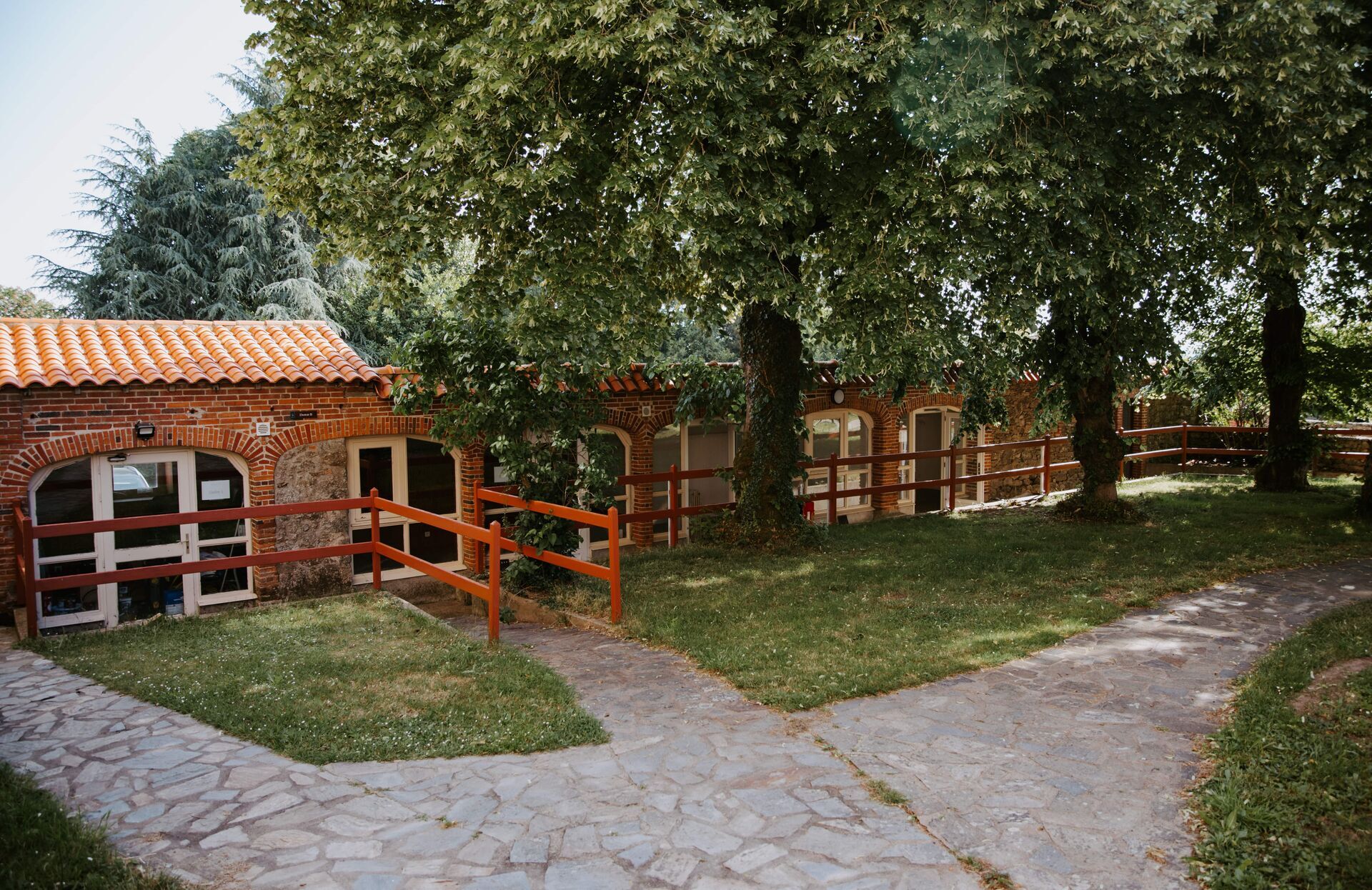 Le dortoir du Cloitre - extérieur - Domaine de Meslay