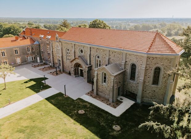vue chapelle drone - Domaine de Meslay