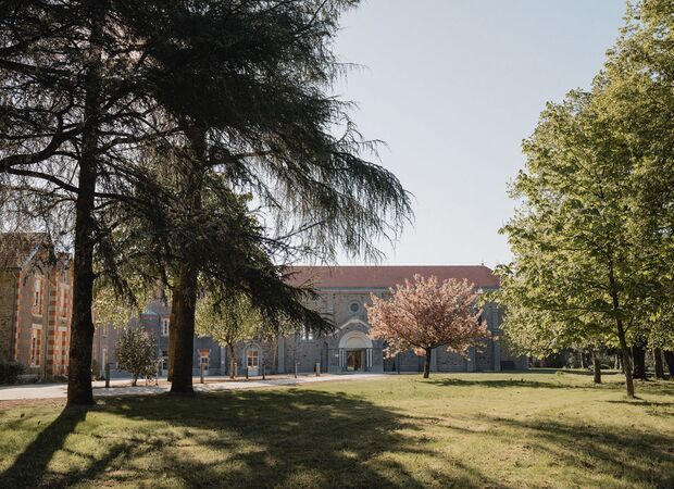 Extérieur devant le domaine - Domaine de Meslay